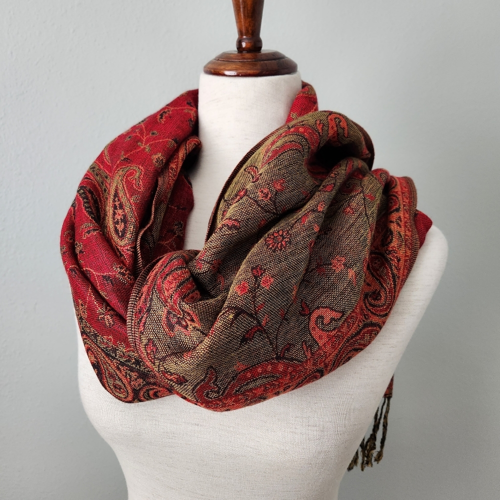 Beautiful Paisley Jewel Toned Reversible Scarf / Wrap With Fringe Trim - Picture 10 of 10